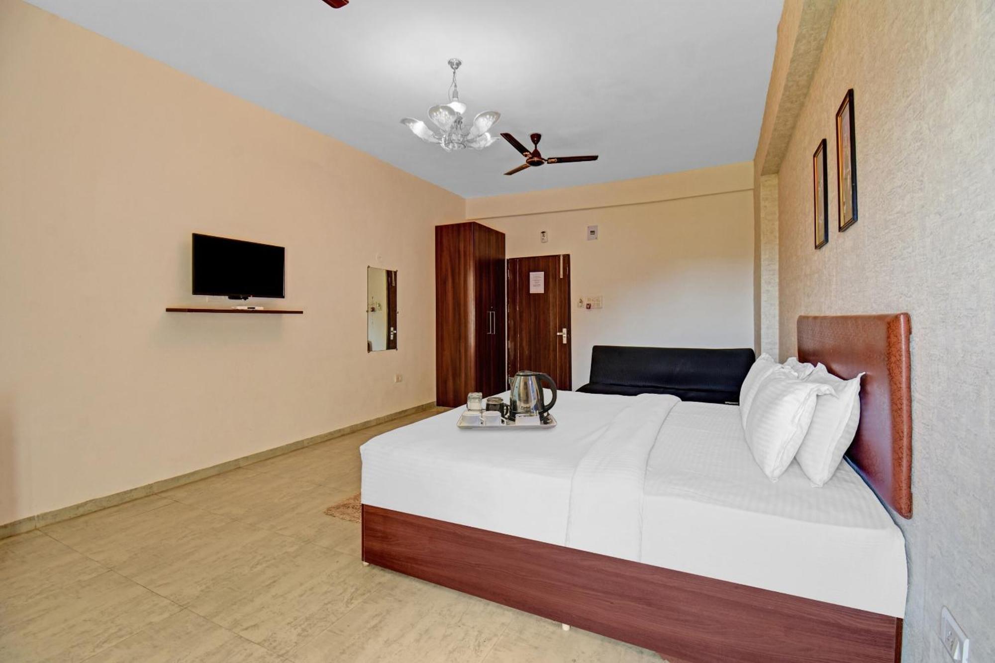 Townhouse Classio Suites Shirdi Luaran gambar